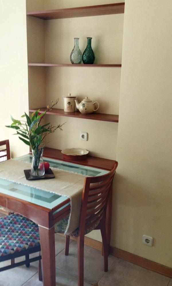 2-Room Apartment in Pechersk District with Excellent Renovation