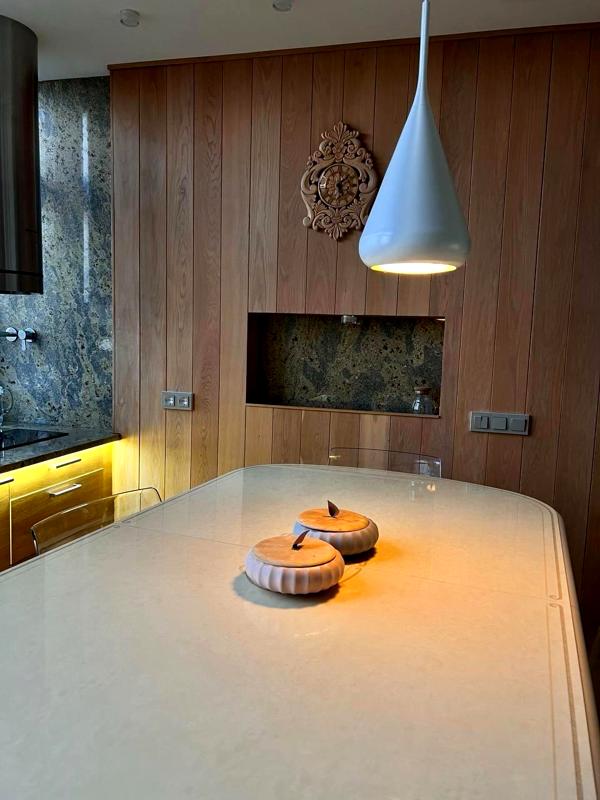2-Room Apartment in Prestigious Green Island-2 Complex, Shevchenkivskyi District