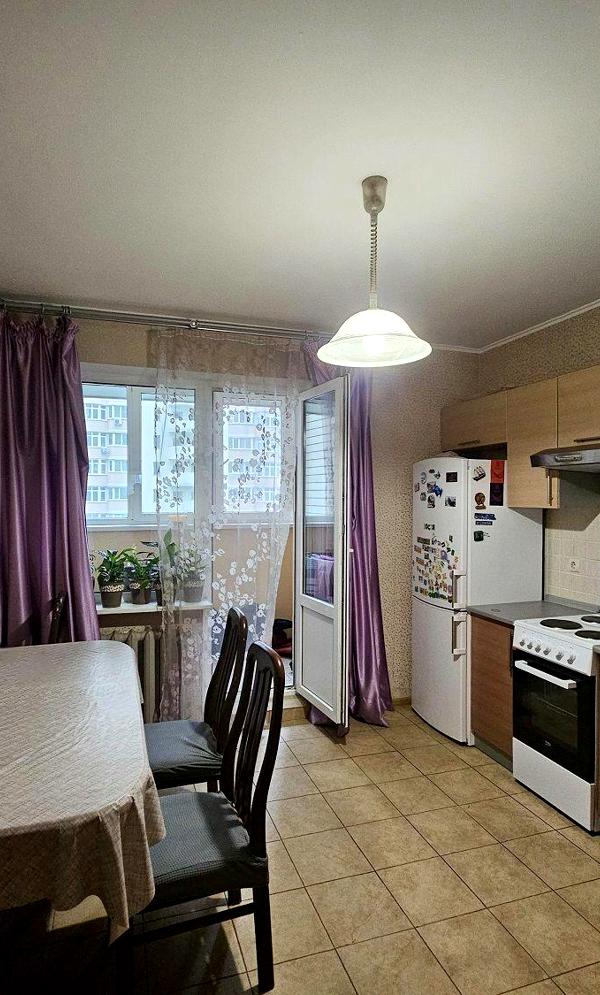 Cozy 45.5 m² Apartment near Osokorky Metro