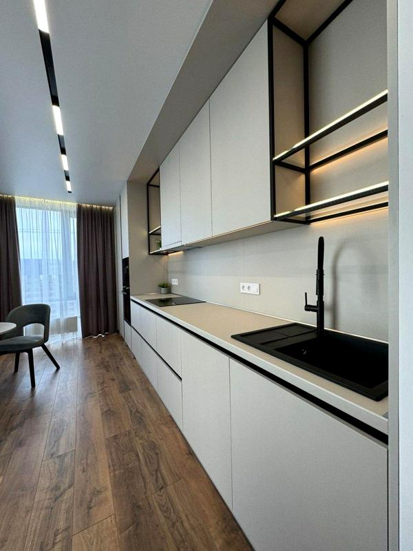 Modern 2-Room Apartment in Metropolis Complex near Teremky Metro