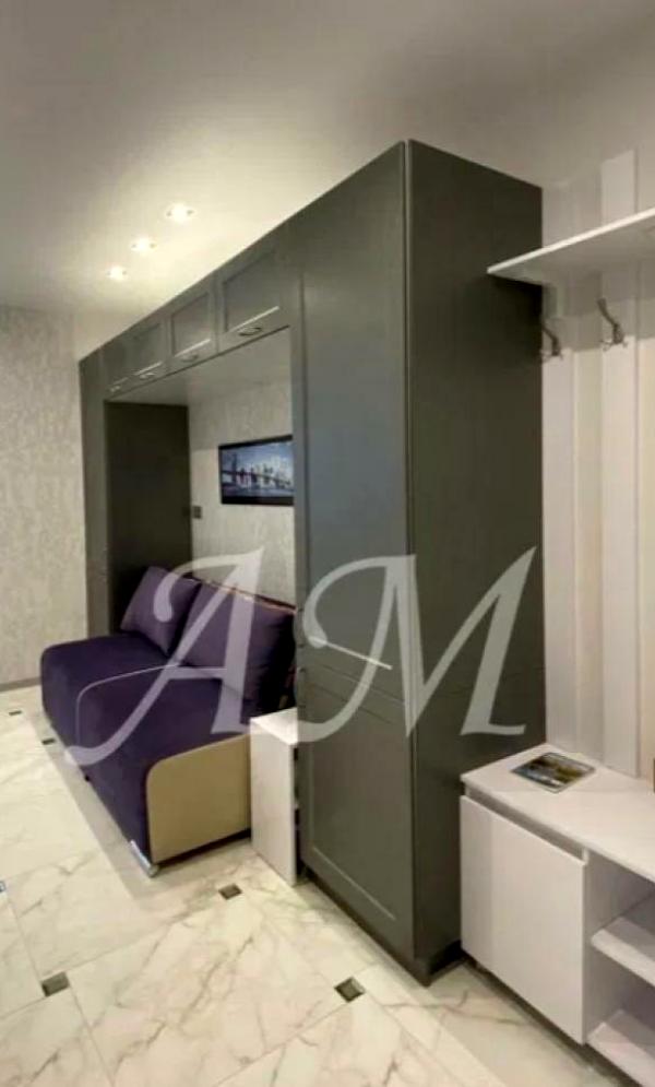 1-Room Smart Apartment near Vasylkivska Metro, Fully Furnished