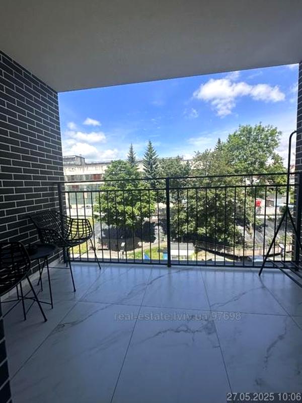 Furnished apartment in Viking Park complex with balcony