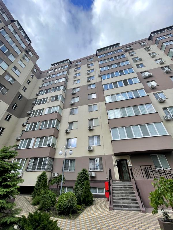 Spacious 1-bedroom apartment near Ivanovsky Bridge, modern design