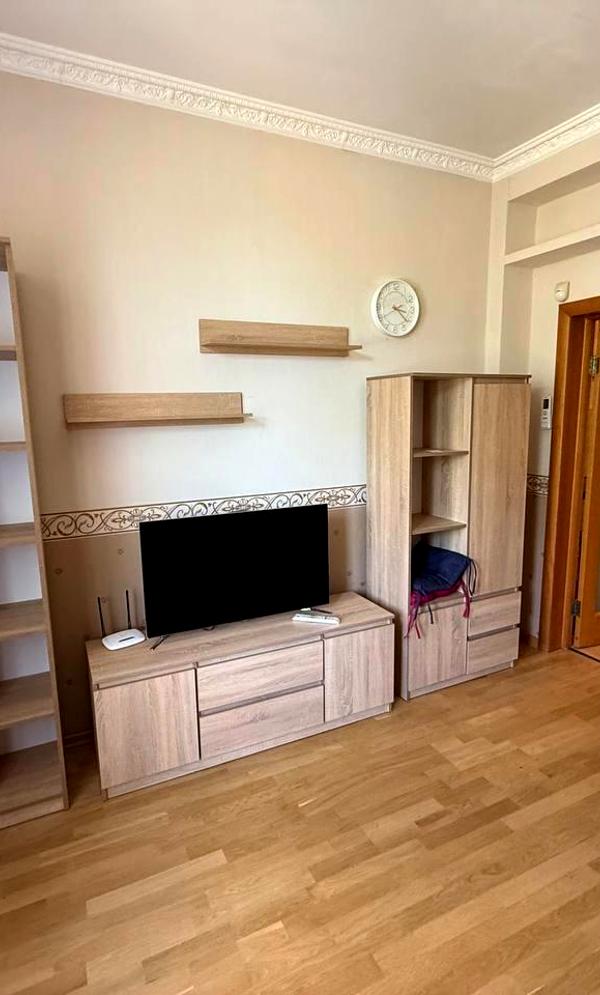 Spacious 2-room apartment in Podilskyi district, Vitryani Hory