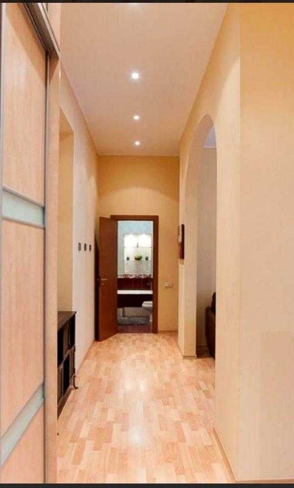 Spacious Apartment in City Center near Shevchenko Park
