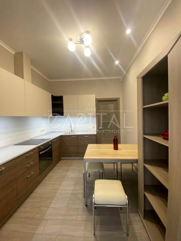 Spacious Rental Apartment in Pechersk District with Modern Amenities