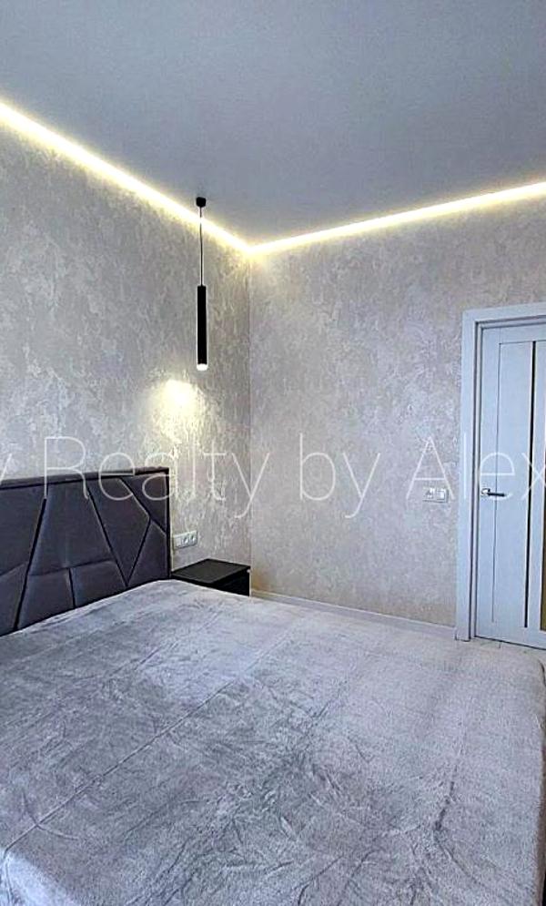 New apartment in the Rodos residential complex with a city view on the 24th floor