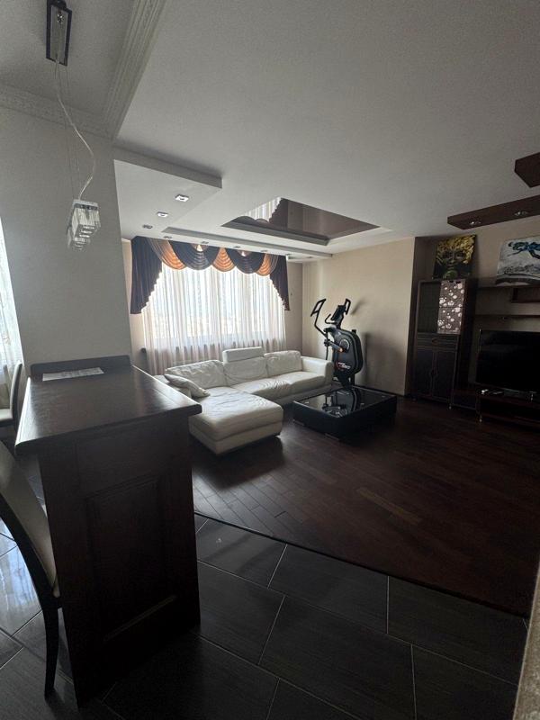 Spacious 3-room apartment in Korona Complex with generator and full amenities