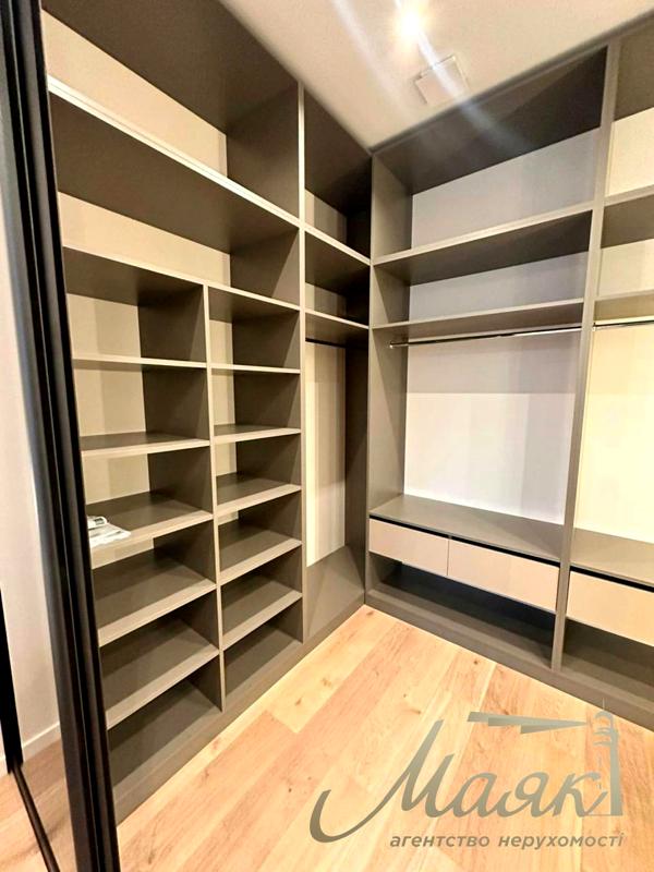 Stylish 2-Room Apartment in Delmar Complex, Pechersk District