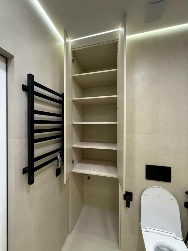 2-Room Apartment in Avalon Up Complex on Chornovola Avenue