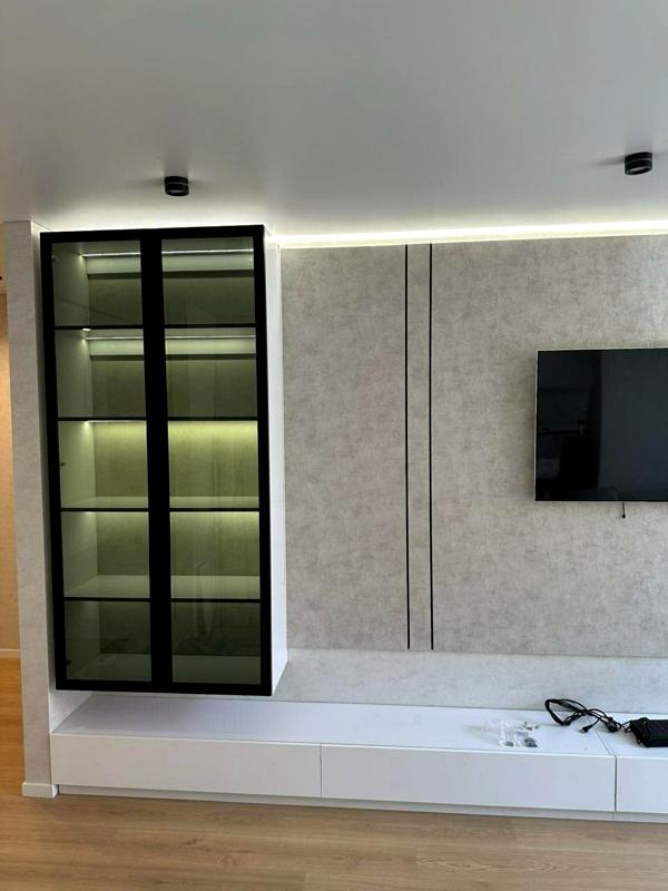 Modern 2-Room Apartment in ЖК 'Семицвіт' with Premium Features