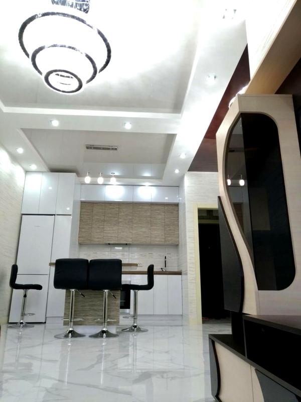 Cozy 1-Bedroom Apartment at 35 Pearl Residential Complex