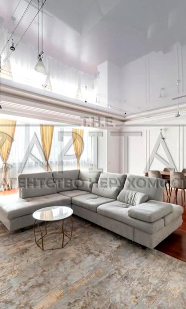 Spacious 3-Room Apartment in Shevchenkivskyi District with Premium Design