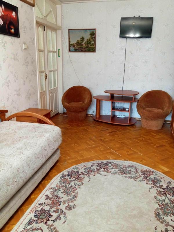 Cozy 1-room apartment near supermarket 'Klas' on Aerospace Prospect