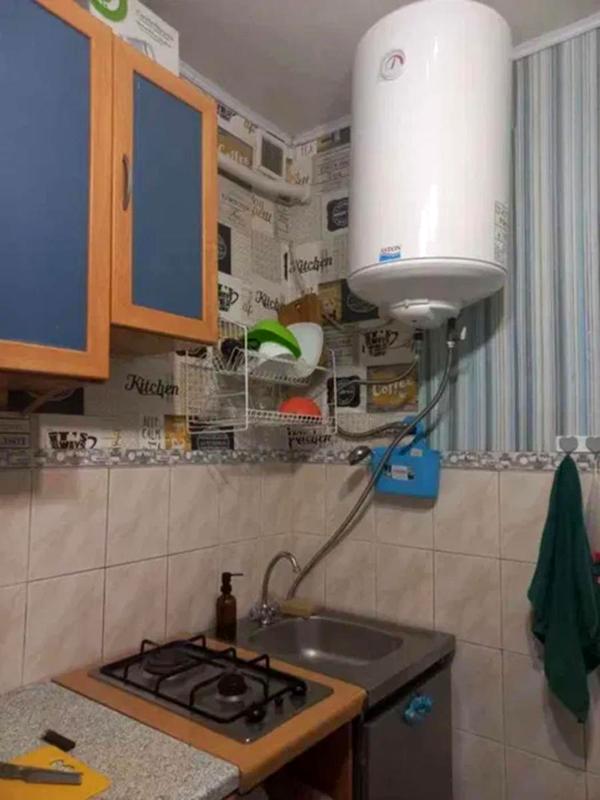 1-Room Apartment in Nagorny District with Full Amenities