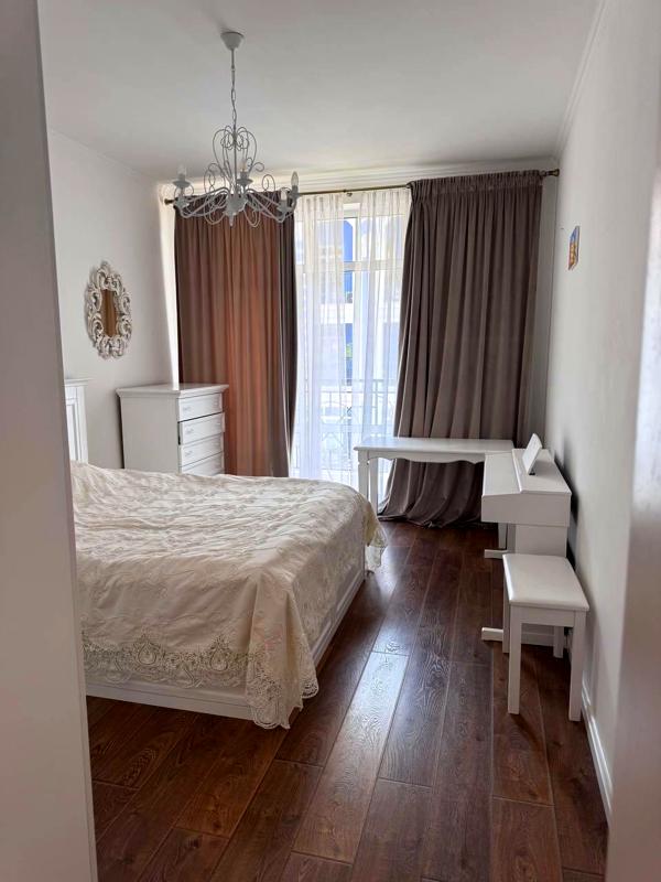 Stylish apartment with terrace and view of Vozdvyzhenko