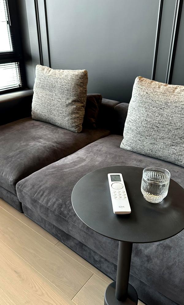Stylish 1-bedroom apartment in Unit.Home - First Lease, Business Class