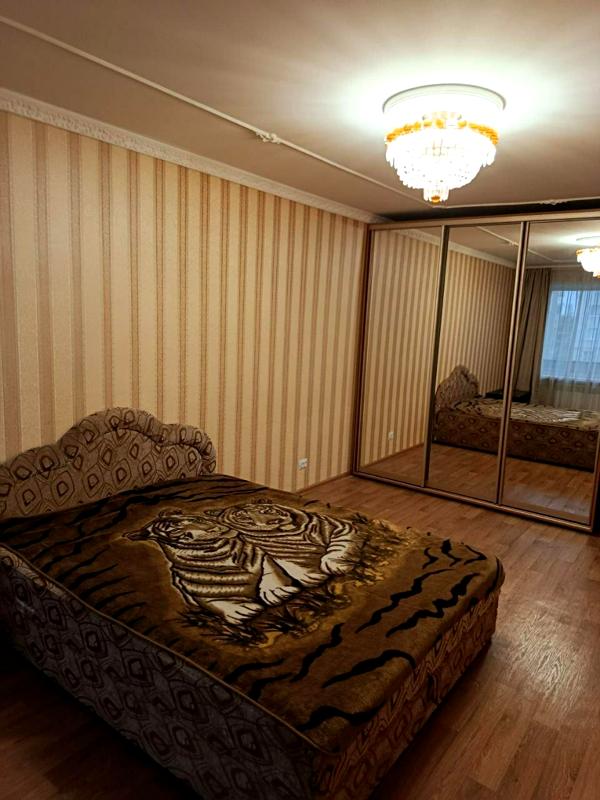 2-Room Apartment on Hladkova Street with Renovation