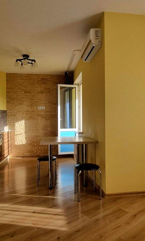 7th Floor Apartment with Modern Renovation and City View