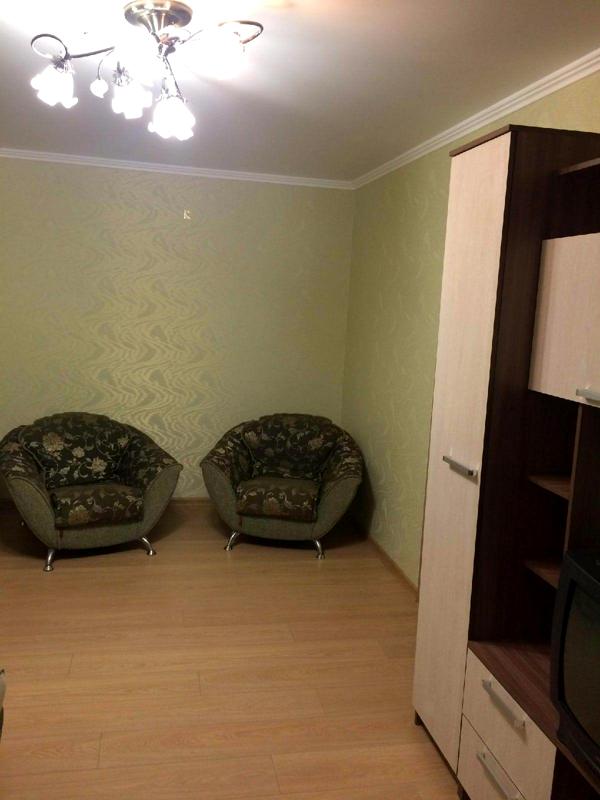 2-Room Apartment with Good Renovation, Fully Furnished