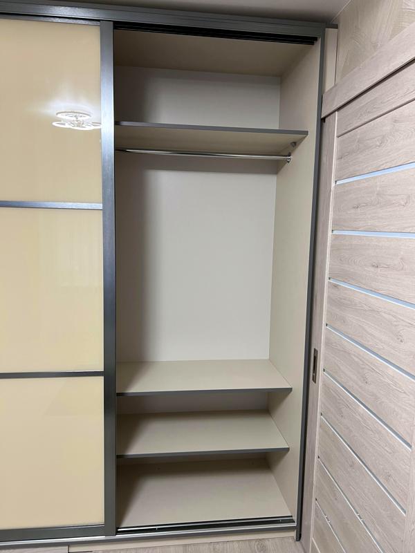 Cozy 1-Bedroom Apartment in Podilskyi District, Kyiv - Vynohrader Neighborhood