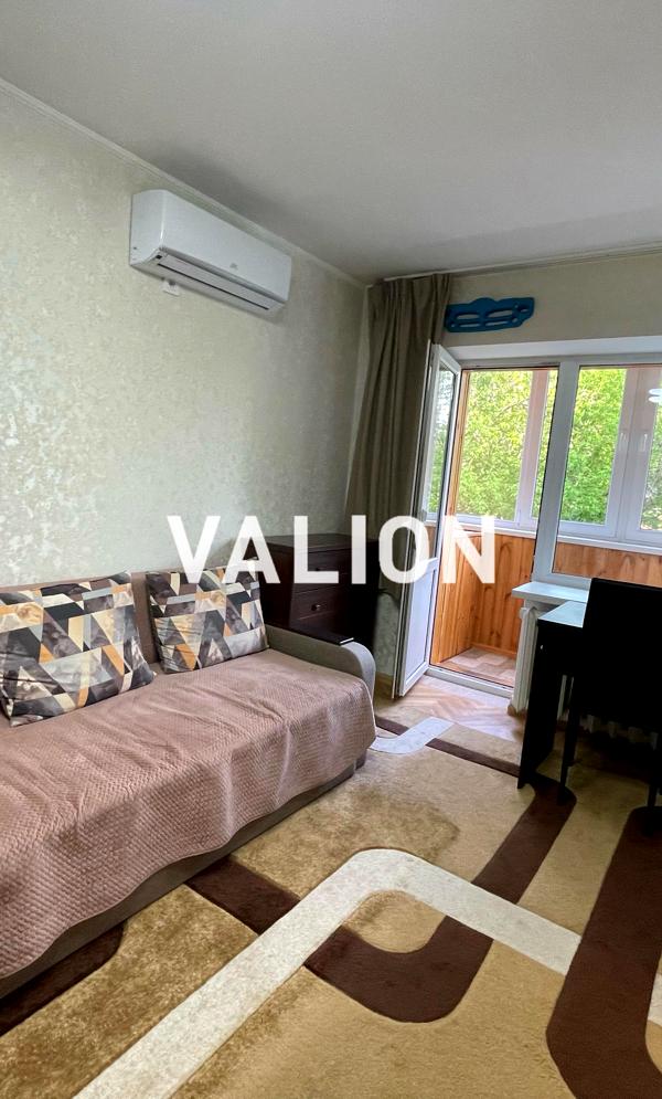 2-Room Apartment in Shevchenkovsky District, Drevelyanskaya Street