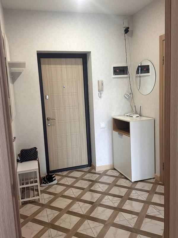 Bright apartment in Sykhiv residential complex with modern amenities