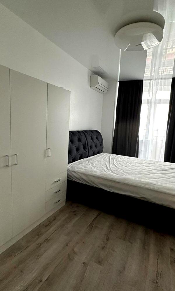 3-Room Apartment in Shevchenkivskyi District, Silver Tower Complex