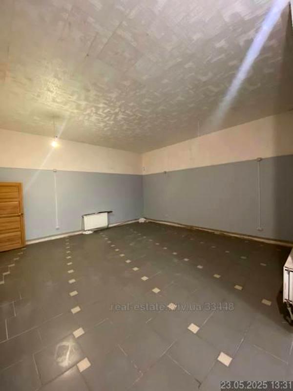 First-floor commercial space with multiple amenities