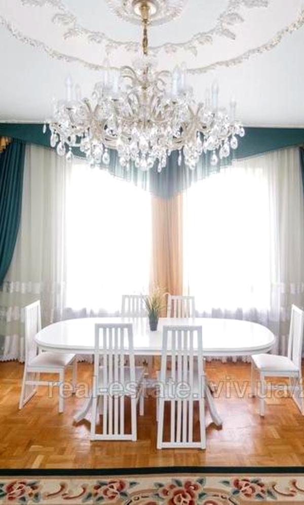 3-Room Apartment with Classic Style Renovation, Fully Equipped