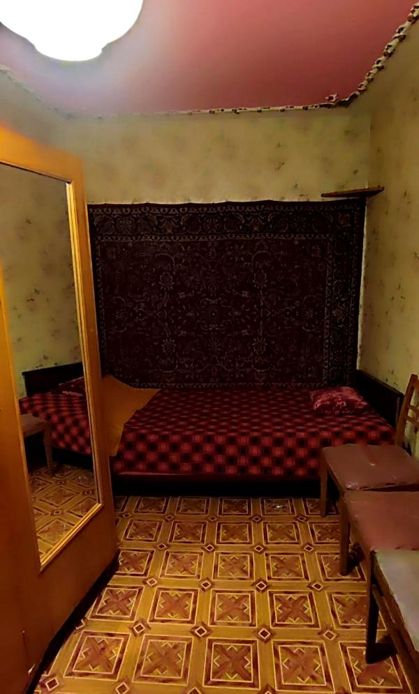 2-Room Apartment on Srednyaya Street, Moldavanka Area