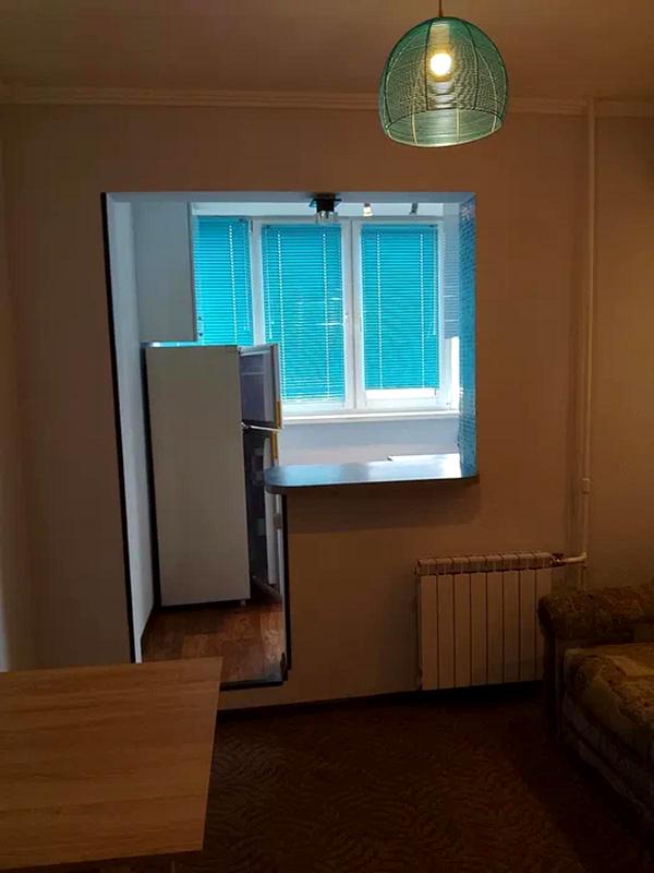 Comfortable One-Bedroom Apartment in Osokorky District