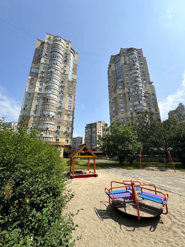 Spacious 3-room apartment with scenic view