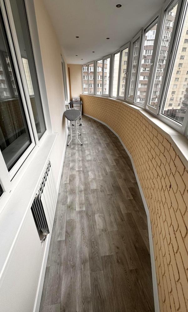 Spacious 2-Room Apartment in Borshagivka, Park Complex