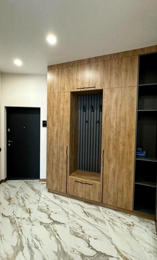 Fully Furnished Designer Apartment with Modern Amenities