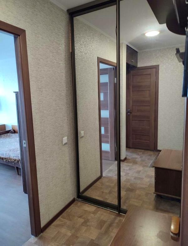 Clean bright apartment with panoramic view of Kyiv center and Protasiv Yar ski slope