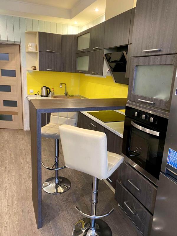 Spacious 1-bedroom apartment with modern amenities near Poznyaki metro