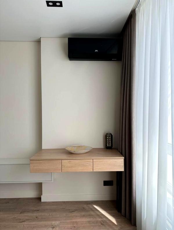 Stylish Panoramic Apartment with Dnieper View in Novopecherska Tower