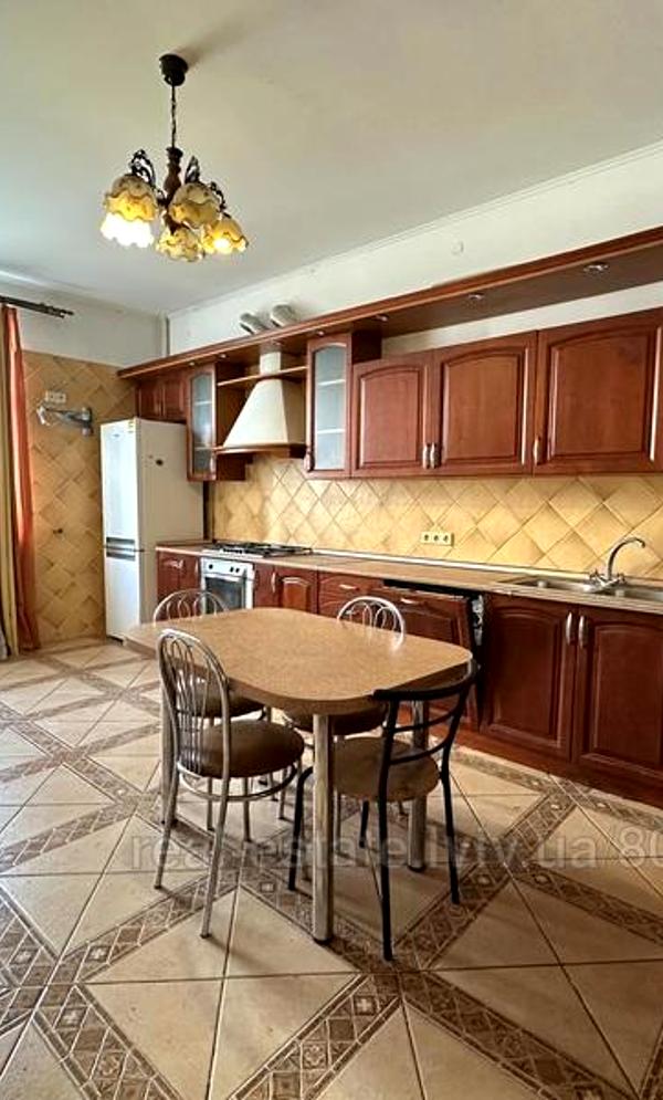3-Bedroom Apartment with Designer Interior, 2 Bathrooms, 2 Balconies