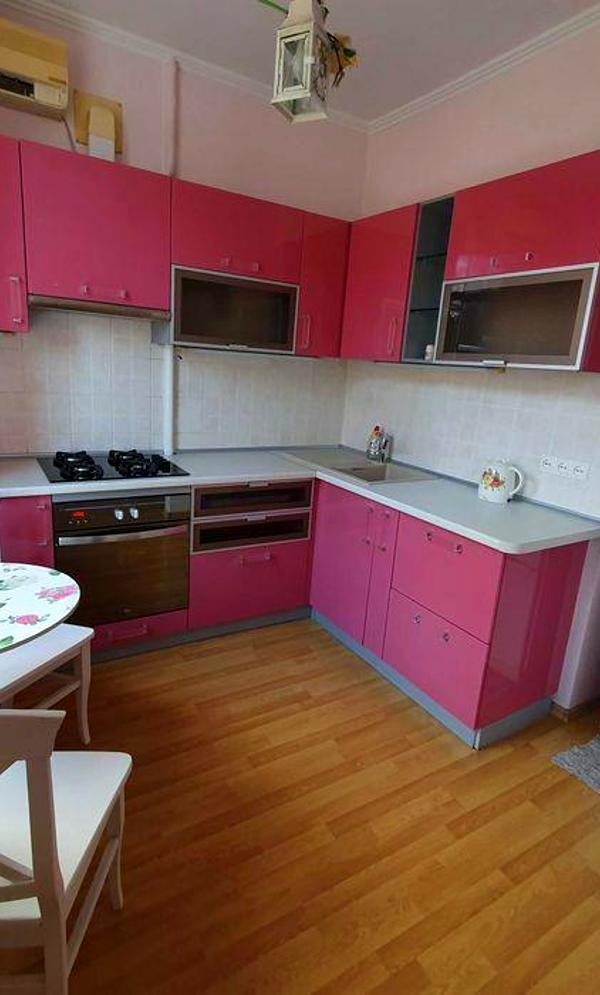 Орталық орналасқан 1 бөлмелі сталинка пәтері