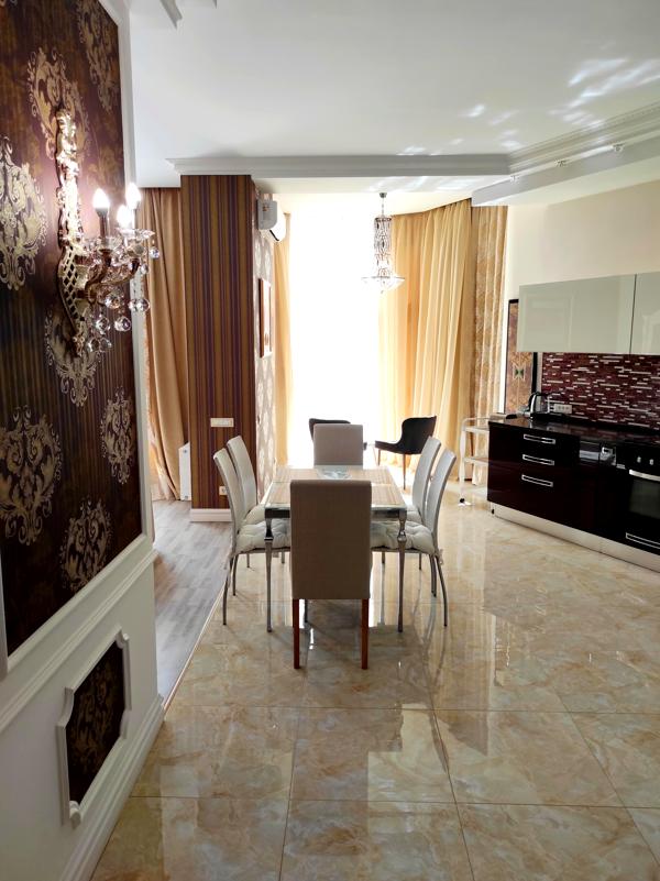 Spacious Apartment in Prestigious Mercedes Complex with Sea View
