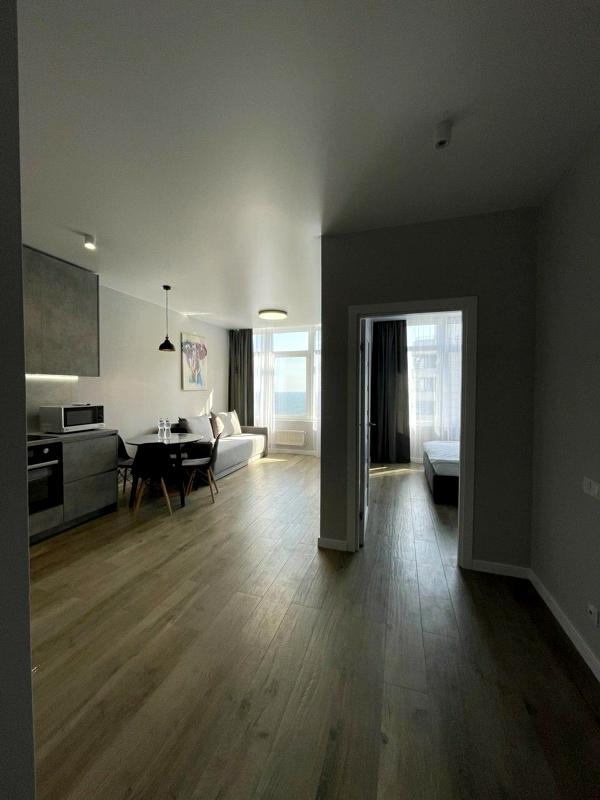 Sea View Apartment at 45th Pearl, Direct Sea Access