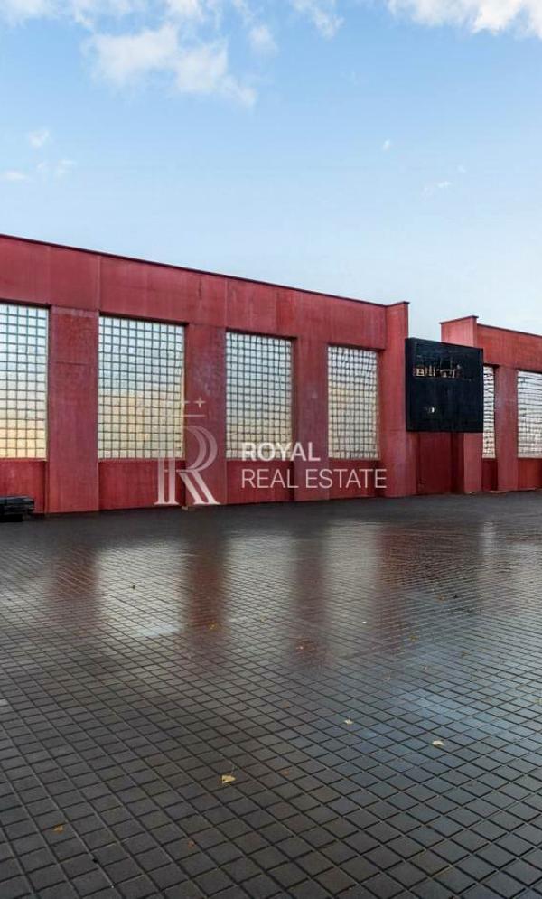 Stylish 42m² Apartment in DOCK 32 Complex near Podol