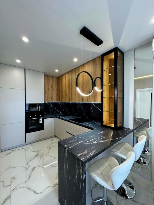 Premium One-Bedroom Apartment in Parус Premium Complex