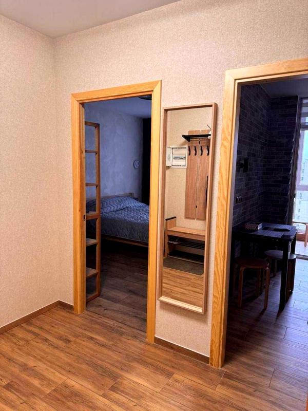 One-bedroom apartment in Lebedynyi Complex, 20th floor, 41 sq.m