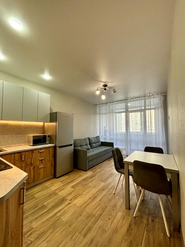 Spacious Euro-style 2-room apartment in Galaktika Complex near Livoberezhna Metro