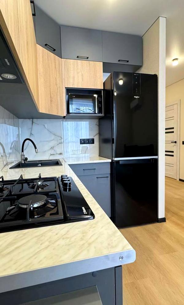 2-Room Apartment in Shchaslyvy Complex, Fully Furnished