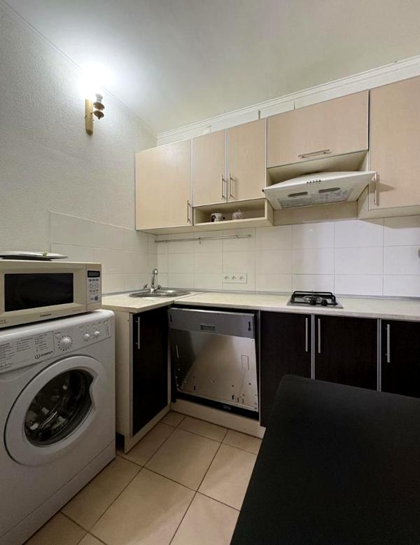 Compact 35 sq m Apartment with Modern Amenities