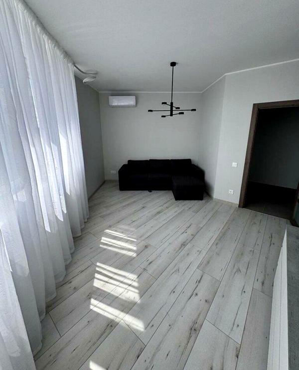 2-Room Apartment with Designer Interior and Modern Amenities