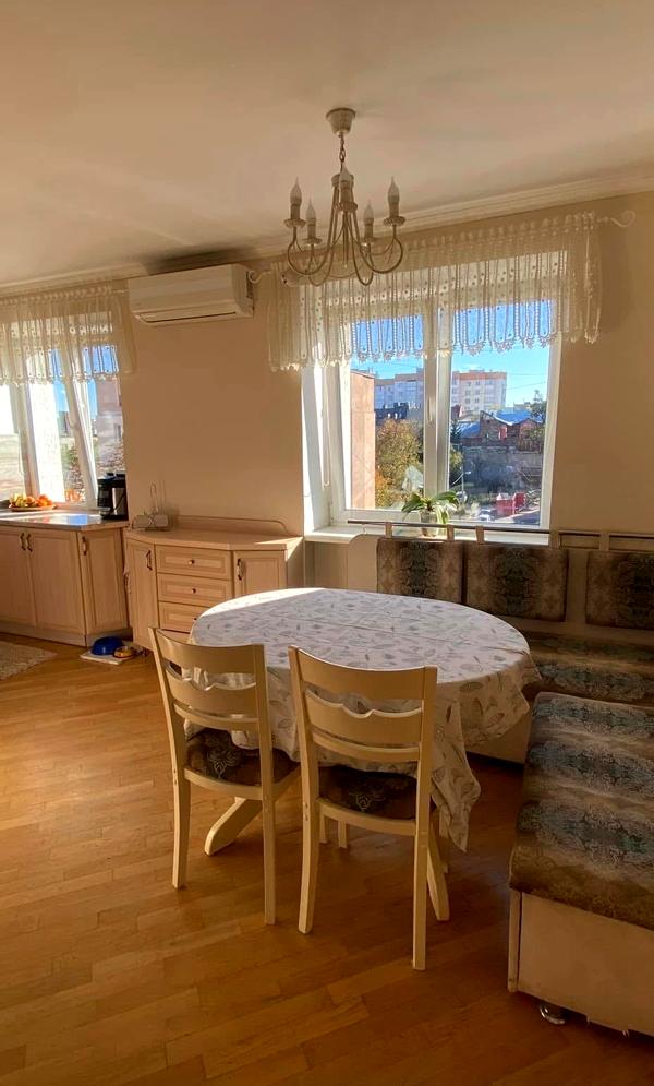 2-Room Apartment with Large Kitchen-Studio near Anna Church